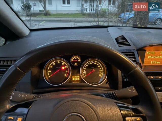 Сірий Опель Зафіра, об'ємом двигуна 0 л та пробігом 183 тис. км за 7650 $, фото 6 на Automoto.ua