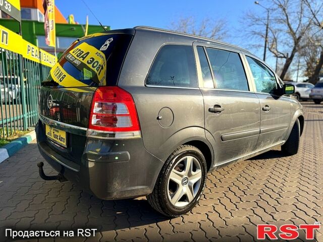 Серый Опель Зафира, объемом двигателя 1.8 л и пробегом 231 тыс. км за 7050 $, фото 5 на Automoto.ua