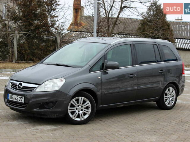 Серый Опель Зафира, объемом двигателя 1.8 л и пробегом 220 тыс. км за 7499 $, фото 14 на Automoto.ua