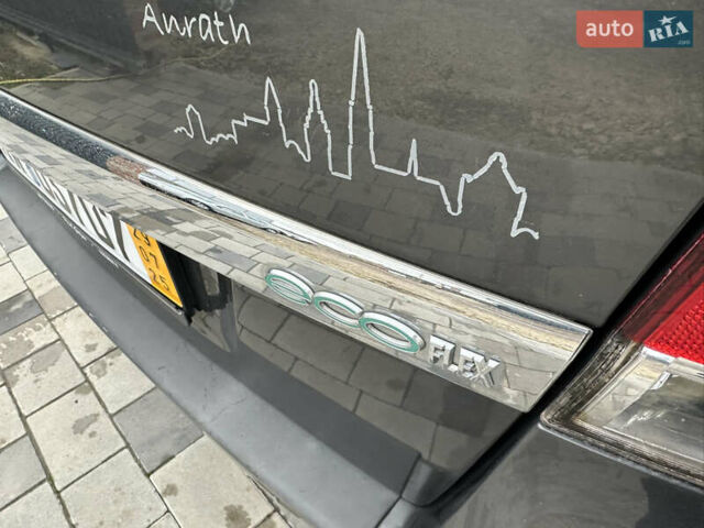 Серый Опель Зафира, объемом двигателя 1.6 л и пробегом 231 тыс. км за 5900 $, фото 3 на Automoto.ua