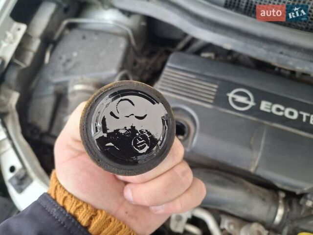 Сірий Опель Зафіра, об'ємом двигуна 1.7 л та пробігом 284 тис. км за 6300 $, фото 2 на Automoto.ua