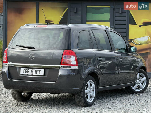 Опель Зафира 2010 в Стрые на Automoto.ua Серый Опель Зафира, объемом двигателя 1.8 л и пробегом 197 тыс. км за 6999 $, фото 19 на Automoto.ua