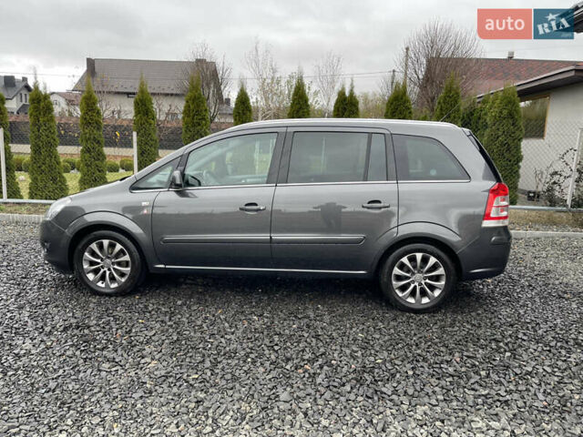 Серый Опель Зафира, объемом двигателя 1.8 л и пробегом 210 тыс. км за 7000 $, фото 7 на Automoto.ua