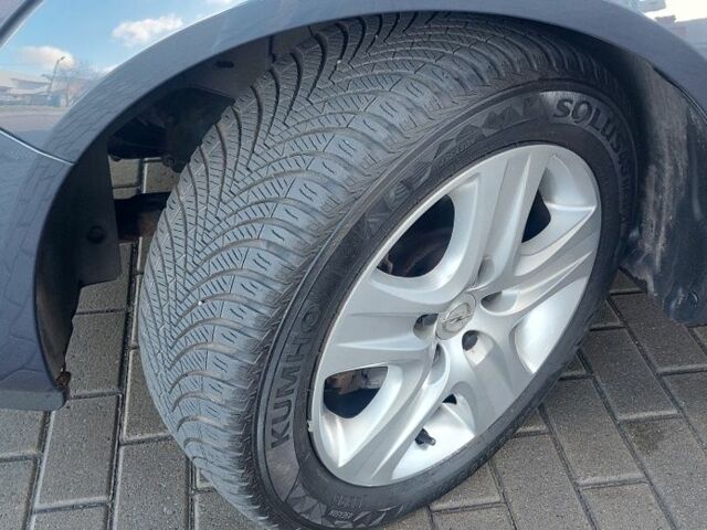 Серый Опель Зафира, объемом двигателя 1.6 л и пробегом 189 тыс. км за 6700 $, фото 23 на Automoto.ua