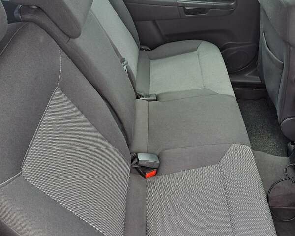 Серый Опель Зафира, объемом двигателя 1.8 л и пробегом 227 тыс. км за 7600 $, фото 13 на Automoto.ua