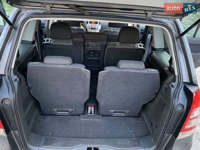 Опель Зафира 2010 в Виннице на Automoto.ua Серый Опель Зафира, объемом двигателя 1.7 л и пробегом 187 тыс. км за 7800 $, фото 13 на Automoto.ua