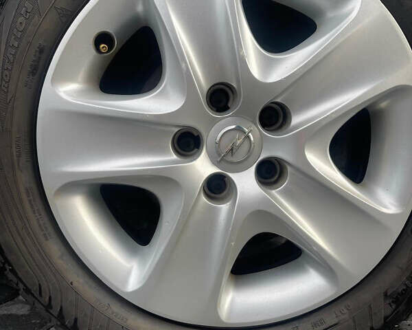 Сірий Опель Зафіра, об'ємом двигуна 1.6 л та пробігом 190 тис. км за 6800 $, фото 37 на Automoto.ua