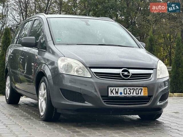 Сірий Опель Зафіра, об'ємом двигуна 1.6 л та пробігом 231 тис. км за 5999 $, фото 5 на Automoto.ua