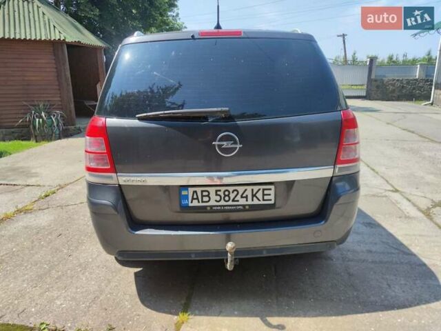 Серый Опель Зафира, объемом двигателя 2.2 л и пробегом 250 тыс. км за 5500 $, фото 8 на Automoto.ua
