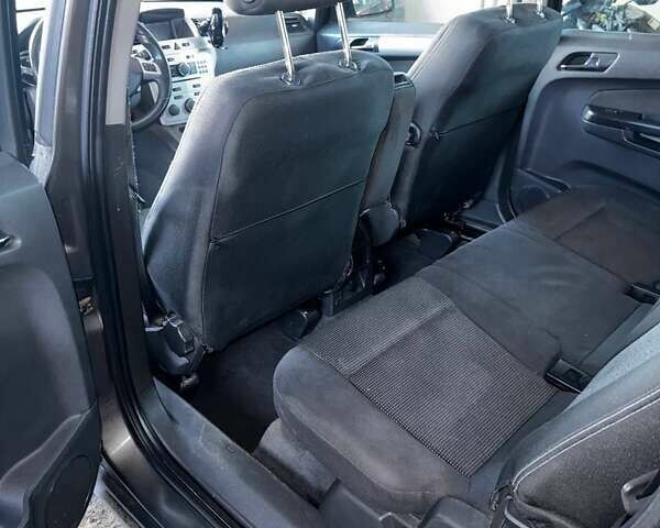 Серый Опель Зафира, объемом двигателя 1.69 л и пробегом 234 тыс. км за 6800 $, фото 10 на Automoto.ua