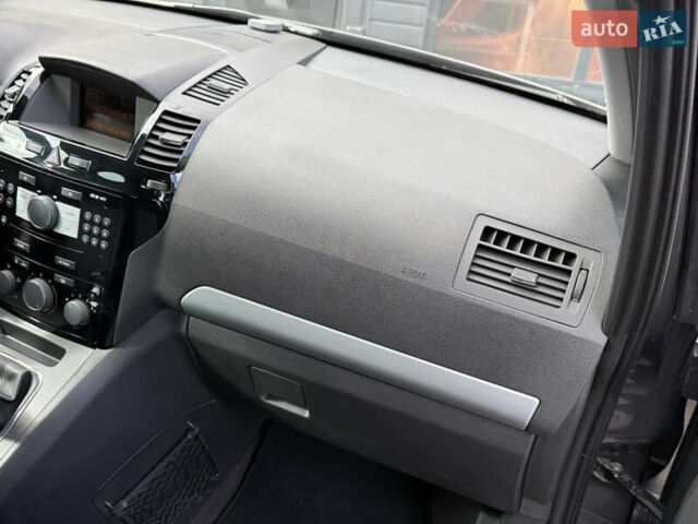 Опель Зафира 2010 в Стрые на Automoto.ua Серый Опель Зафира, объемом двигателя 1.8 л и пробегом 197 тыс. км за 6999 $, фото 29 на Automoto.ua