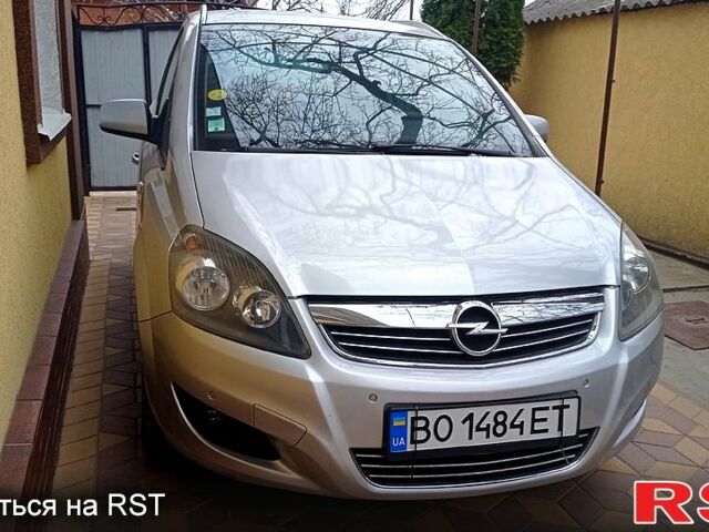 Сірий Опель Зафіра, об'ємом двигуна 1.7 л та пробігом 242 тис. км за 6700 $, фото 3 на Automoto.ua