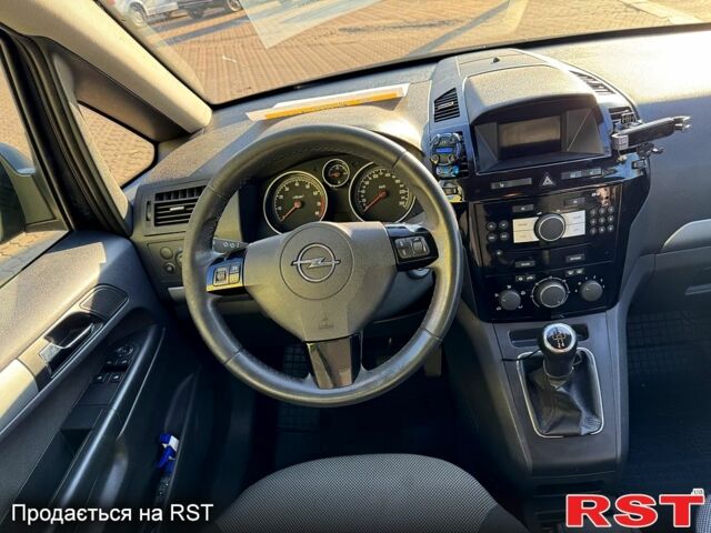 Серый Опель Зафира, объемом двигателя 1.8 л и пробегом 231 тыс. км за 7050 $, фото 9 на Automoto.ua