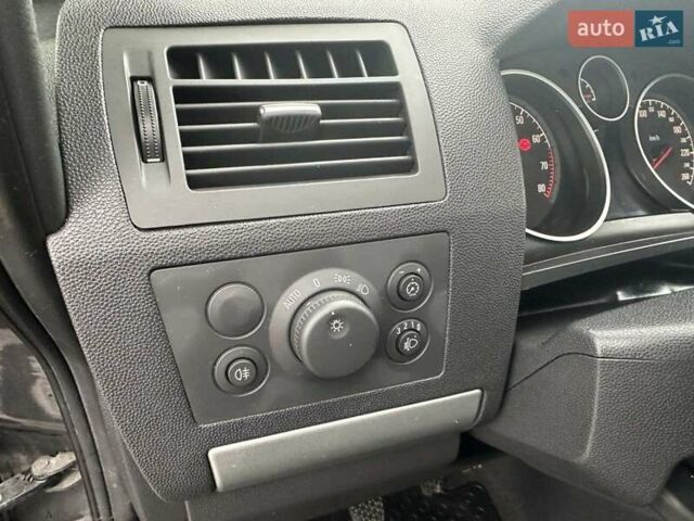 Сірий Опель Зафіра, об'ємом двигуна 1.6 л та пробігом 231 тис. км за 5999 $, фото 19 на Automoto.ua