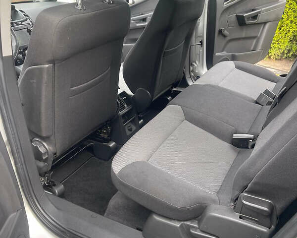 Сірий Опель Зафіра, об'ємом двигуна 1.6 л та пробігом 190 тис. км за 6800 $, фото 29 на Automoto.ua