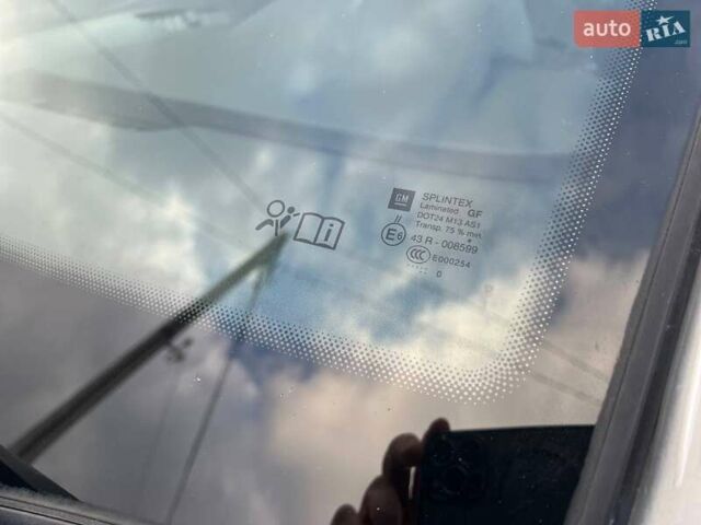 Серый Опель Зафира, объемом двигателя 1.6 л и пробегом 167 тыс. км за 7499 $, фото 32 на Automoto.ua