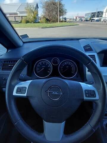 Серый Опель Зафира, объемом двигателя 1.6 л и пробегом 189 тыс. км за 6650 $, фото 15 на Automoto.ua