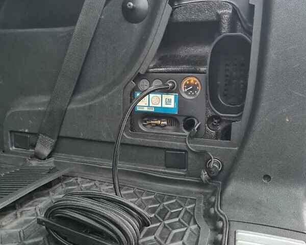 Сірий Опель Зафіра, об'ємом двигуна 1.91 л та пробігом 312 тис. км за 7200 $, фото 18 на Automoto.ua