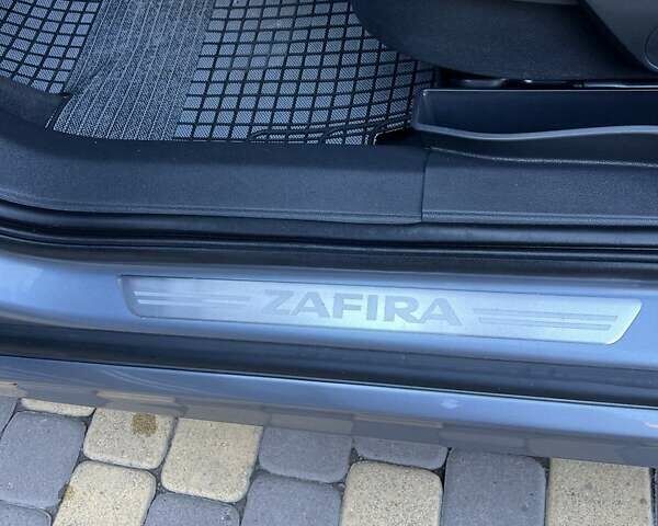 Опель Зафира 2010 в Луцке на Automoto.ua Серый Опель Зафира, объемом двигателя 1.6 л и пробегом 172 тыс. км за 6999 $, фото 19 на Automoto.ua