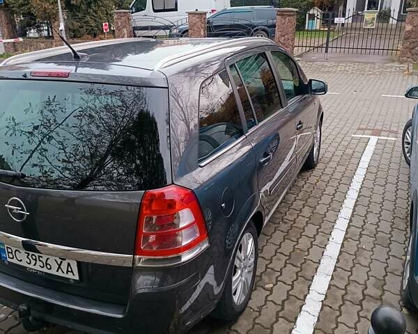 Серый Опель Зафира, объемом двигателя 1.8 л и пробегом 204 тыс. км за 8200 $, фото 17 на Automoto.ua