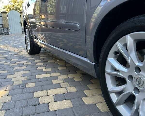 Опель Зафира 2010 в Луцке на Automoto.ua Серый Опель Зафира, объемом двигателя 1.6 л и пробегом 172 тыс. км за 6999 $, фото 54 на Automoto.ua