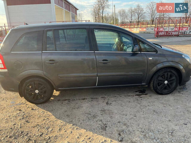 Серый Опель Зафира, объемом двигателя 1.8 л и пробегом 300 тыс. км за 5300 $, фото 6 на Automoto.ua