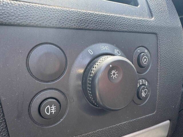 Серый Опель Зафира, объемом двигателя 1.7 л и пробегом 320 тыс. км за 6990 $, фото 16 на Automoto.ua