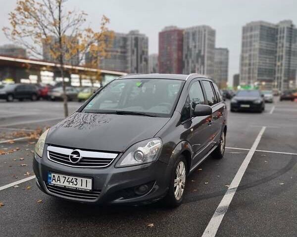 Сірий Опель Зафіра, об'ємом двигуна 1.91 л та пробігом 312 тис. км за 7200 $, фото 3 на Automoto.ua
