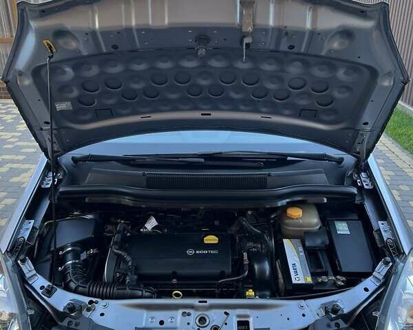 Опель Зафира 2010 в Луцке на Automoto.ua Серый Опель Зафира, объемом двигателя 1.6 л и пробегом 172 тыс. км за 6999 $, фото 26 на Automoto.ua