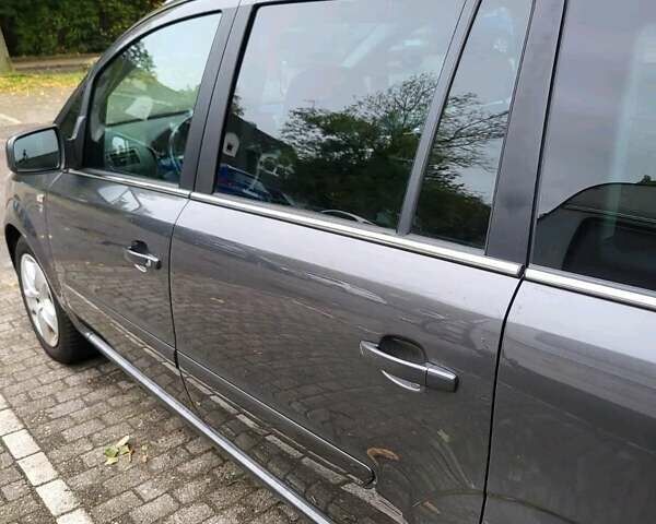 Сірий Опель Зафіра, об'ємом двигуна 0 л та пробігом 183 тис. км за 7650 $, фото 8 на Automoto.ua