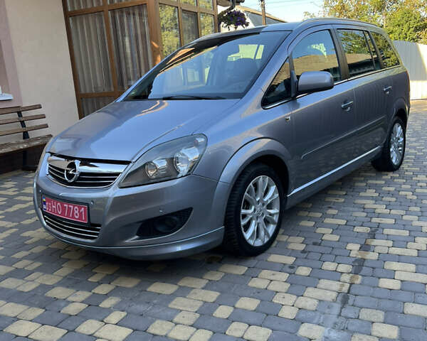 Сірий Опель Зафіра, об'ємом двигуна 1.6 л та пробігом 172 тис. км за 7250 $, фото 22 на Automoto.ua
