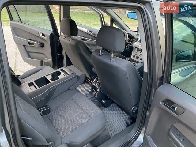 Опель Зафира 2010 в Виннице на Automoto.ua Серый Опель Зафира, объемом двигателя 1.7 л и пробегом 187 тыс. км за 7800 $, фото 8 на Automoto.ua