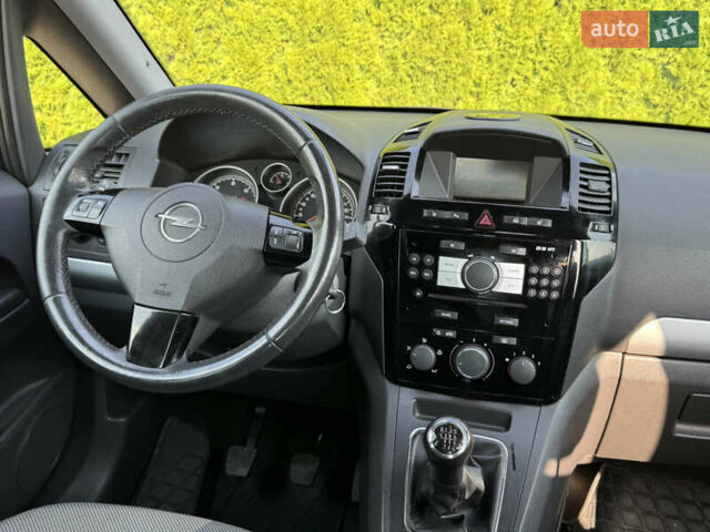 Сірий Опель Зафіра, об'ємом двигуна 1.7 л та пробігом 234 тис. км за 6999 $, фото 34 на Automoto.ua