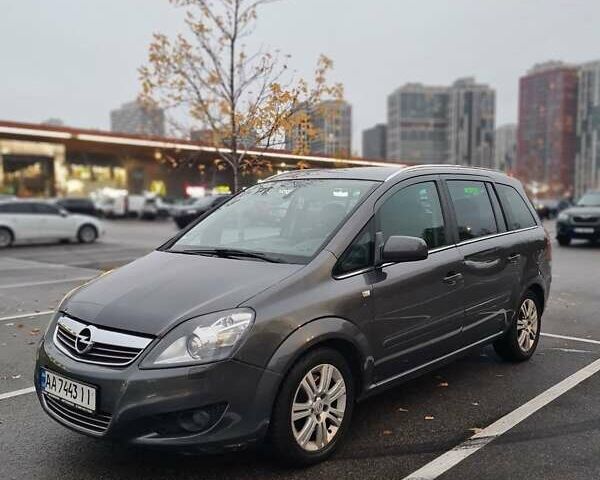 Сірий Опель Зафіра, об'ємом двигуна 1.91 л та пробігом 312 тис. км за 7200 $, фото 4 на Automoto.ua