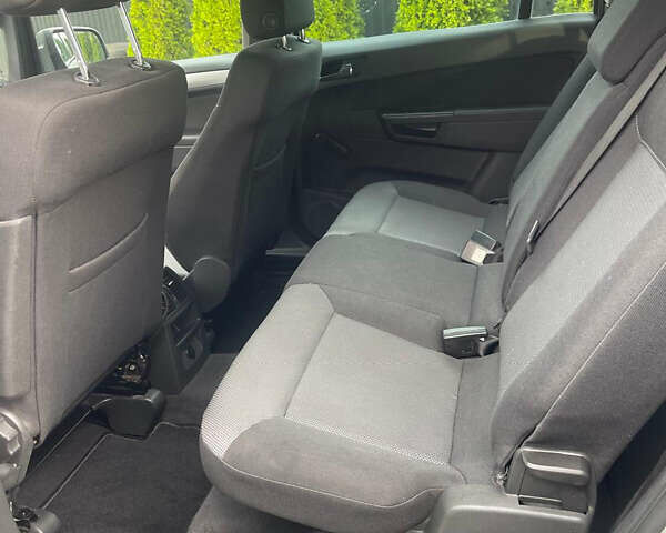 Сірий Опель Зафіра, об'ємом двигуна 1.6 л та пробігом 190 тис. км за 6800 $, фото 32 на Automoto.ua