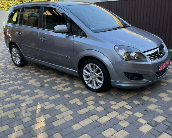Сірий Опель Зафіра, об'ємом двигуна 1.6 л та пробігом 172 тис. км за 7250 $, фото 3 на Automoto.ua