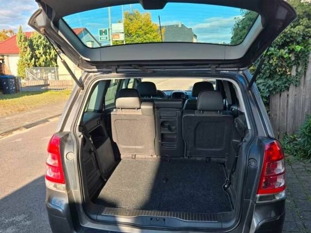 Серый Опель Зафира, объемом двигателя 1.8 л и пробегом 184 тыс. км за 7650 $, фото 14 на Automoto.ua