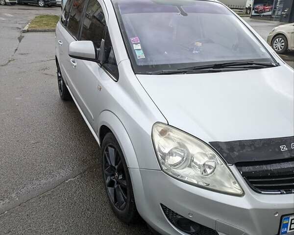 Серый Опель Зафира, объемом двигателя 1.7 л и пробегом 290 тыс. км за 6800 $, фото 9 на Automoto.ua