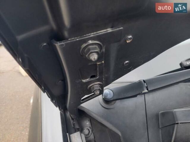 Сірий Опель Зафіра, об'ємом двигуна 1.6 л та пробігом 223 тис. км за 6900 $, фото 52 на Automoto.ua