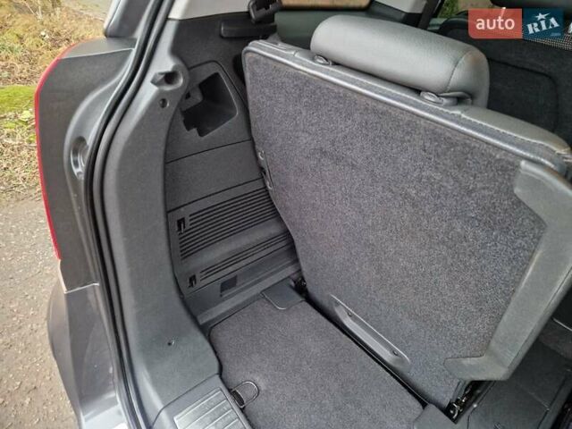 Серый Опель Зафира, объемом двигателя 1.8 л и пробегом 154 тыс. км за 7700 $, фото 36 на Automoto.ua