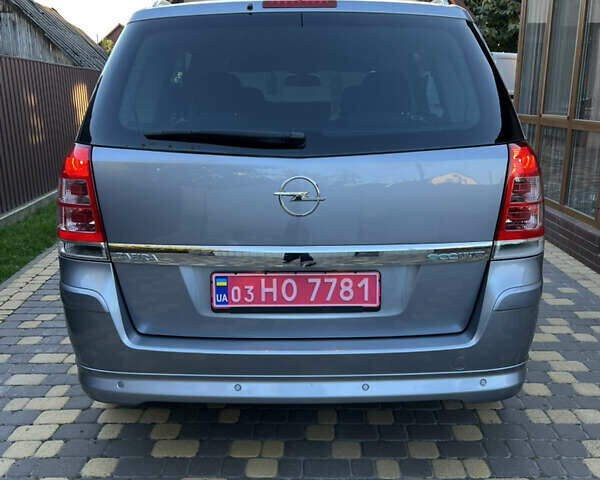 Сірий Опель Зафіра, об'ємом двигуна 1.6 л та пробігом 172 тис. км за 7250 $, фото 31 на Automoto.ua