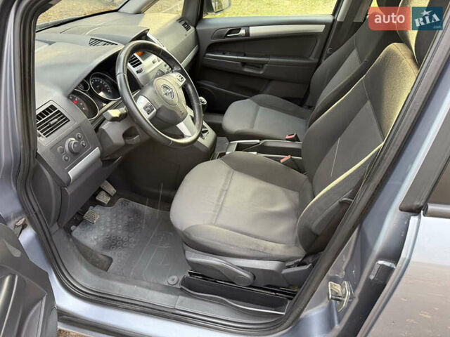 Серый Опель Зафира, объемом двигателя 1.8 л и пробегом 285 тыс. км за 6500 $, фото 8 на Automoto.ua