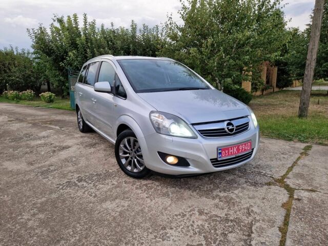 Серый Опель Зафира, объемом двигателя 1.8 л и пробегом 204 тыс. км за 7950 $, фото 21 на Automoto.ua