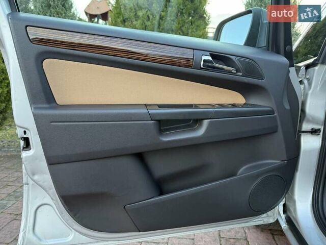 Серый Опель Зафира, объемом двигателя 1.8 л и пробегом 227 тыс. км за 7499 $, фото 29 на Automoto.ua