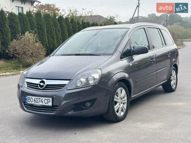 Опель Зафира 2011 в Тернополе на Automoto.ua Серый Опель Зафира, объемом двигателя 1.69 л и пробегом 220 тыс. км за 6500 $, фото 4 на Automoto.ua