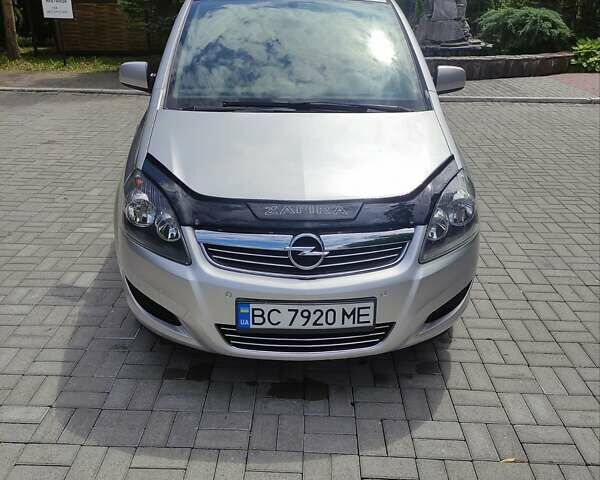 Серый Опель Зафира, объемом двигателя 1.6 л и пробегом 187 тыс. км за 7700 $, фото 33 на Automoto.ua