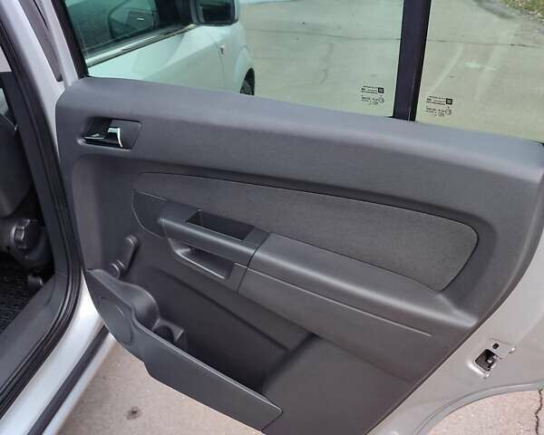 Серый Опель Зафира, объемом двигателя 1.7 л и пробегом 248 тыс. км за 7600 $, фото 30 на Automoto.ua