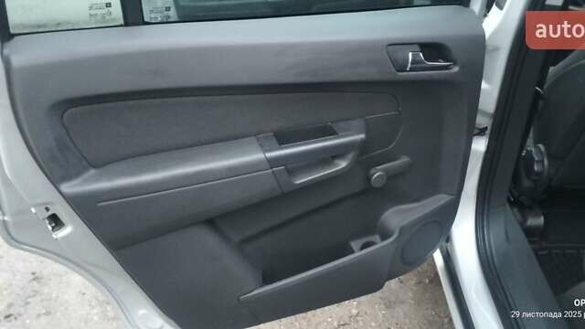 Серый Опель Зафира, объемом двигателя 1.6 л и пробегом 234 тыс. км за 7650 $, фото 16 на Automoto.ua