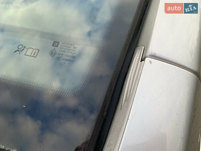 Серый Опель Зафира, объемом двигателя 1.8 л и пробегом 221 тыс. км за 5899 $, фото 68 на Automoto.ua