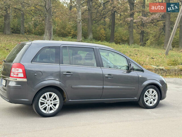 Опель Зафира 2011 в Тернополе на Automoto.ua Серый Опель Зафира, объемом двигателя 1.69 л и пробегом 220 тыс. км за 6500 $, фото 31 на Automoto.ua